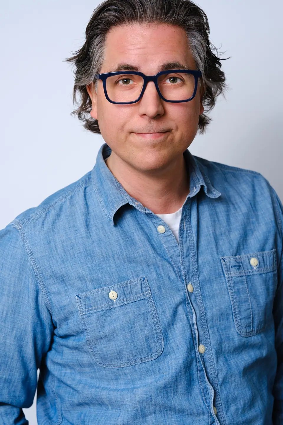 Dan MacDonald, Calgary headshot photographer and owner of Purple House Photography